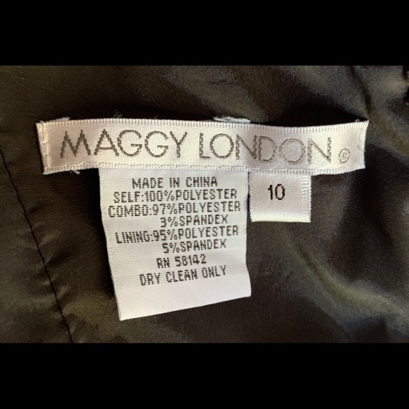 MAGGIE LONDON black dress w chiffon drape sz 10 - Picture 4 of 4